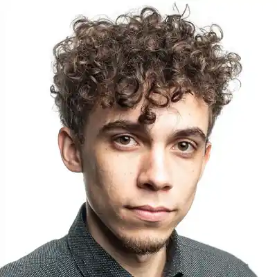 Liam Carter - Data Analytics Lead